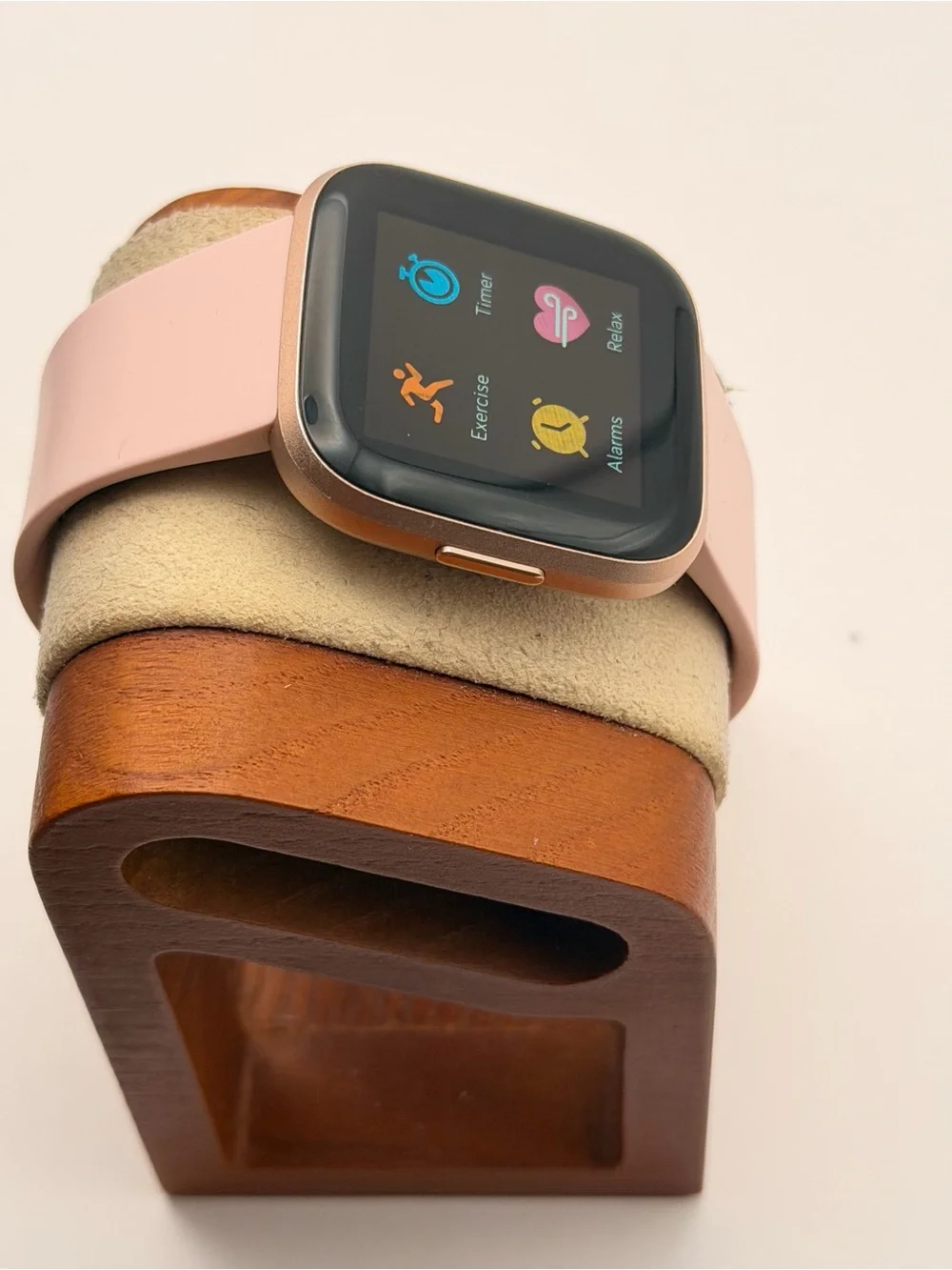 Fitbit Versa 2, Tested, Charger Included,  Pink/rose Gold, Fitness